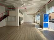 Locale commerciale di 140 mq.